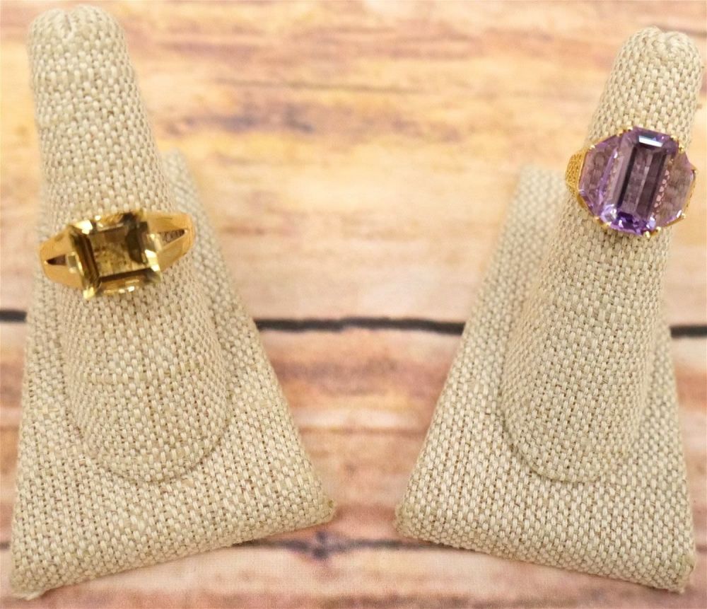 Lot 230: Lot of 2 14k Yellow Gold Ladies Rings