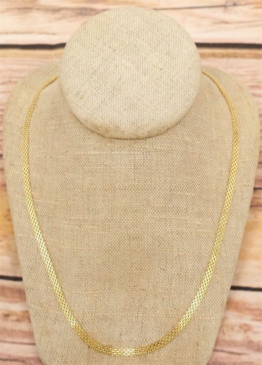 Lot 282: 14k Wide Flat Link Necklace