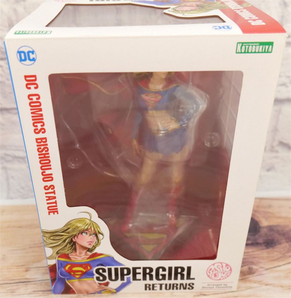 Lot 257: Kotobukiya Bishoujo Supergirl Returns Figure