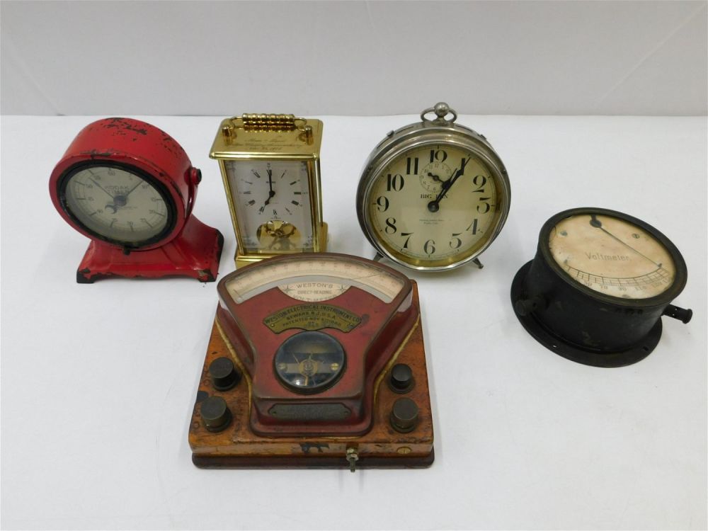 Lot 322: Lot of 5 Vintage Clocks and Voltmeters