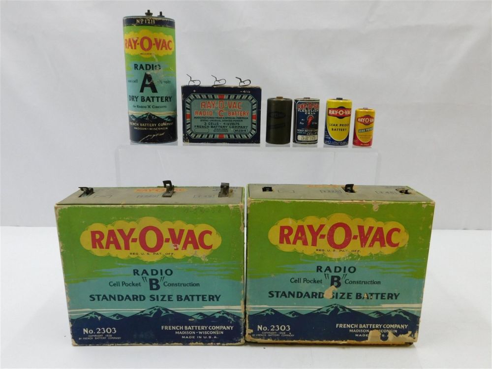 Lot 241: Lot of 8 Ray-O-Vac Vintage Batteries