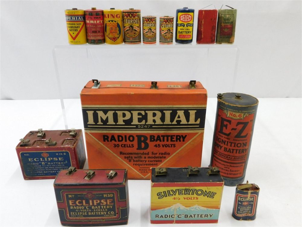 Lot 260: Lot of 15 Vintage Batteries