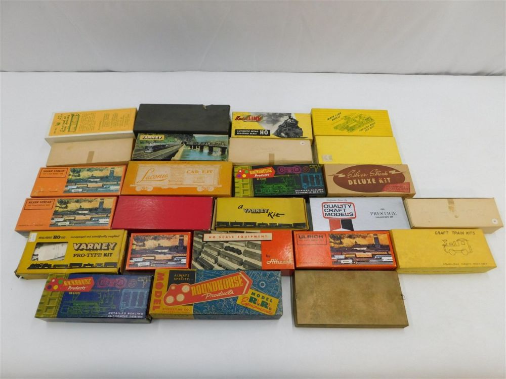 Lot 176: Lot of 25 HO Scale Rolling Stock Train Kits