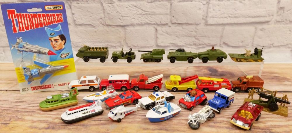 Lot 207: Lot of 25 Vintage Matchbox Cars