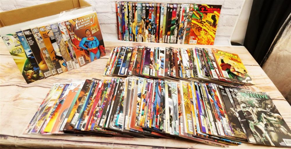Lot 167: Short Box of DC Comics