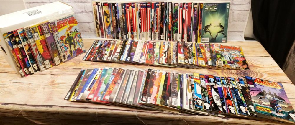 Lot 205: Short Box of Marvel Comics