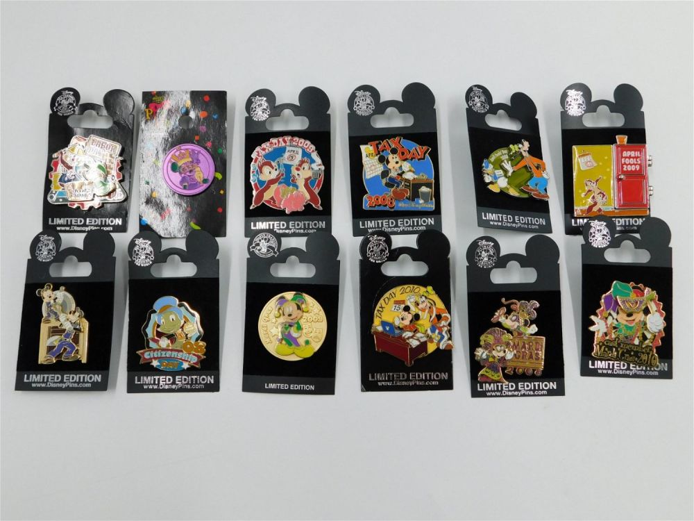 Lot 151: Lot of 12 Disney Holiday/Special Day Pins