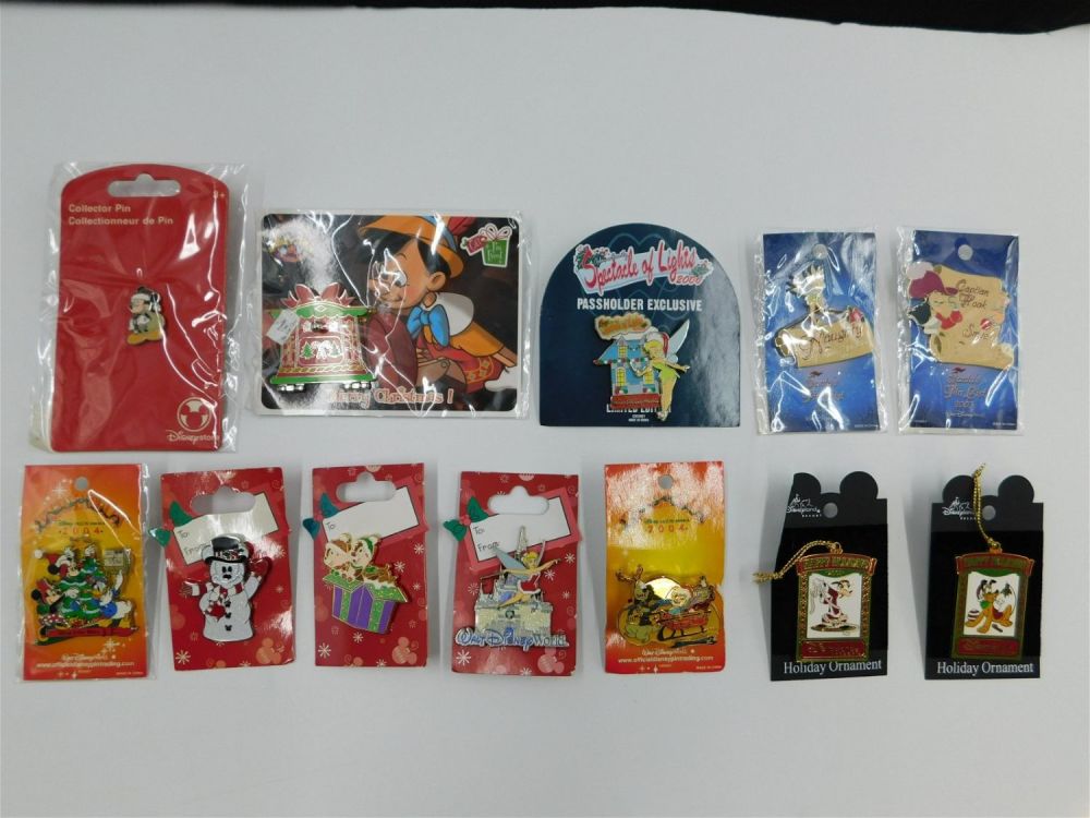 Lot 221: Lot of 12 Disney Christmas Pins
