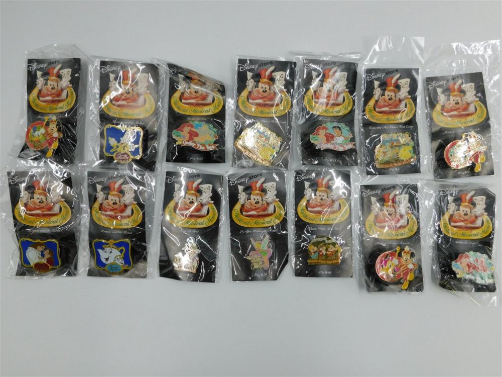 Lot 224: Lot of 14 Magical Musical Moments Disney Pins