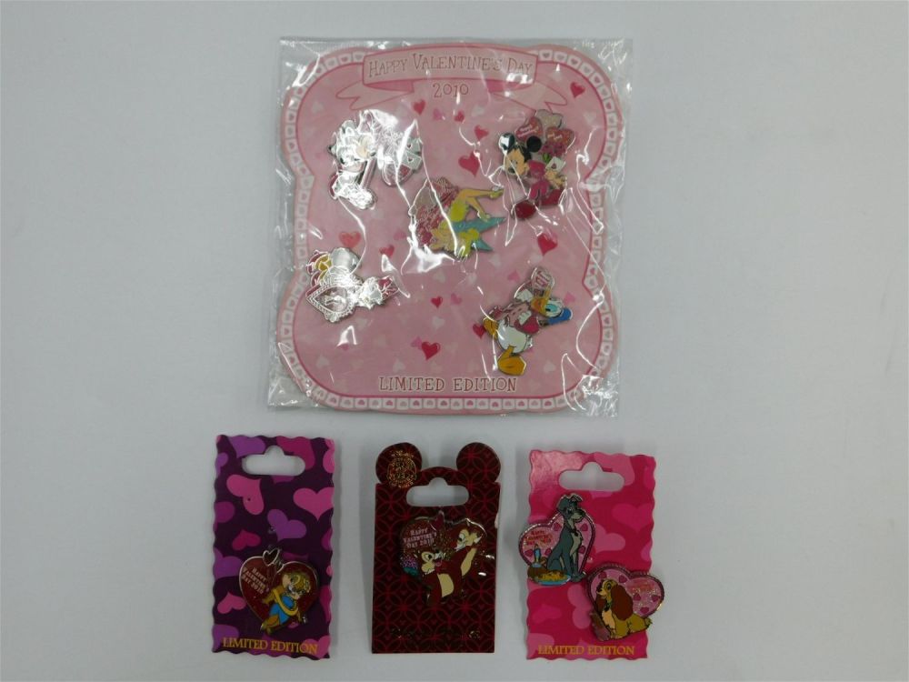 Lot 243: Lot of Disney Valentines Day 2010 Pins