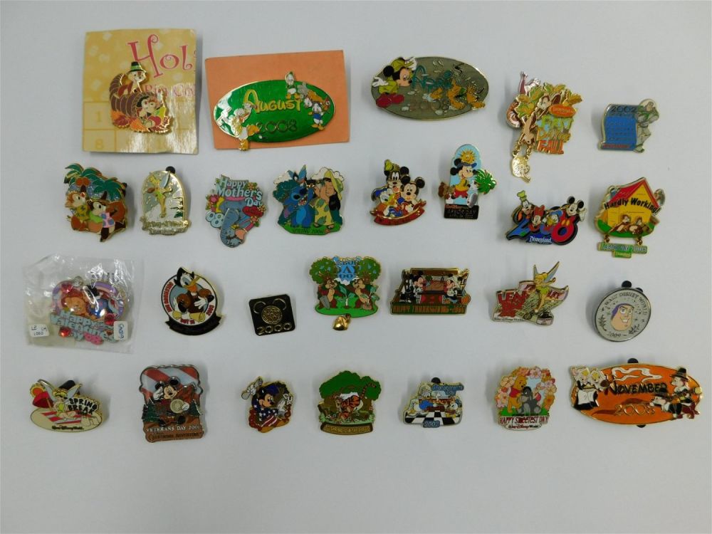 Lot 250: Lot of 28 Disney Character/Holiday Pins
