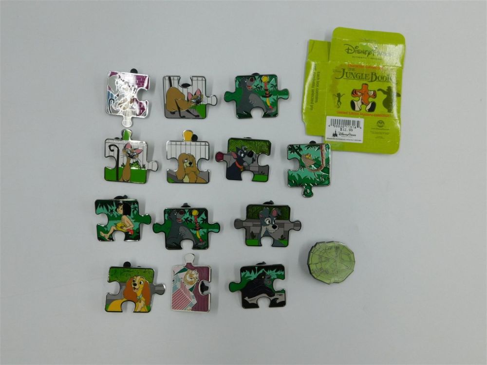 Lot 265: Lot of 14 Disney Pins