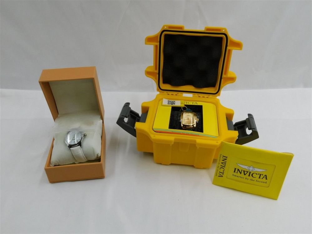 Lot 156: Lot of 2 Ladies Invicta Watches
