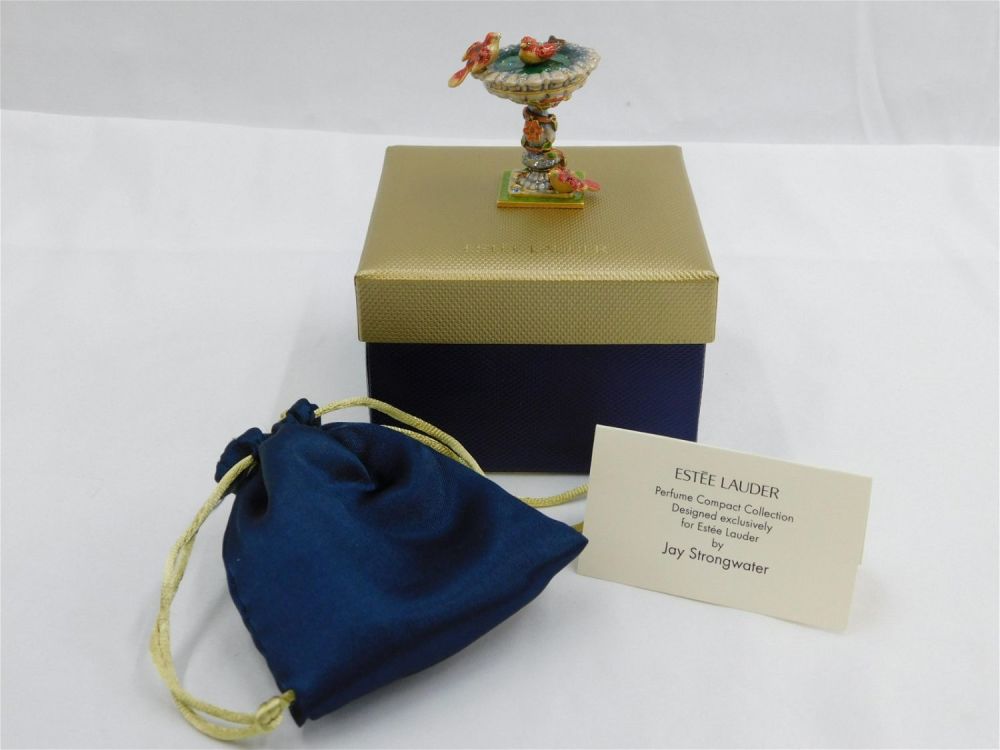 Lot 198: Jay Strongwater Estee Lauder Precious Bird Compact