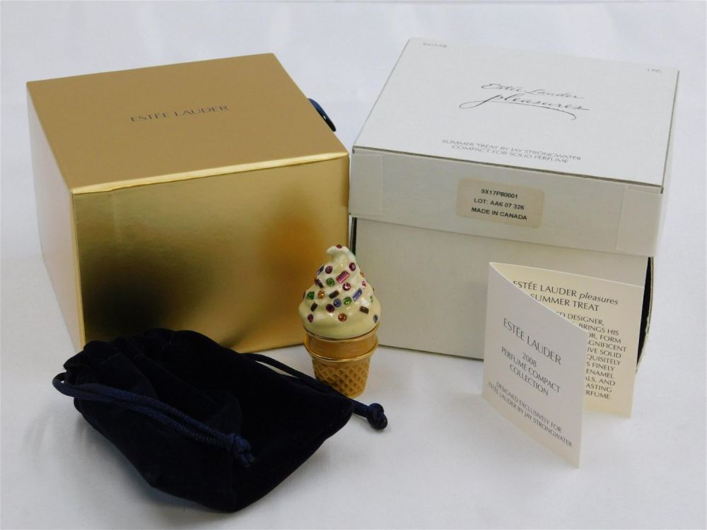 Lot 201: Jay Strongwater Estee Lauder Summer Treat Compact