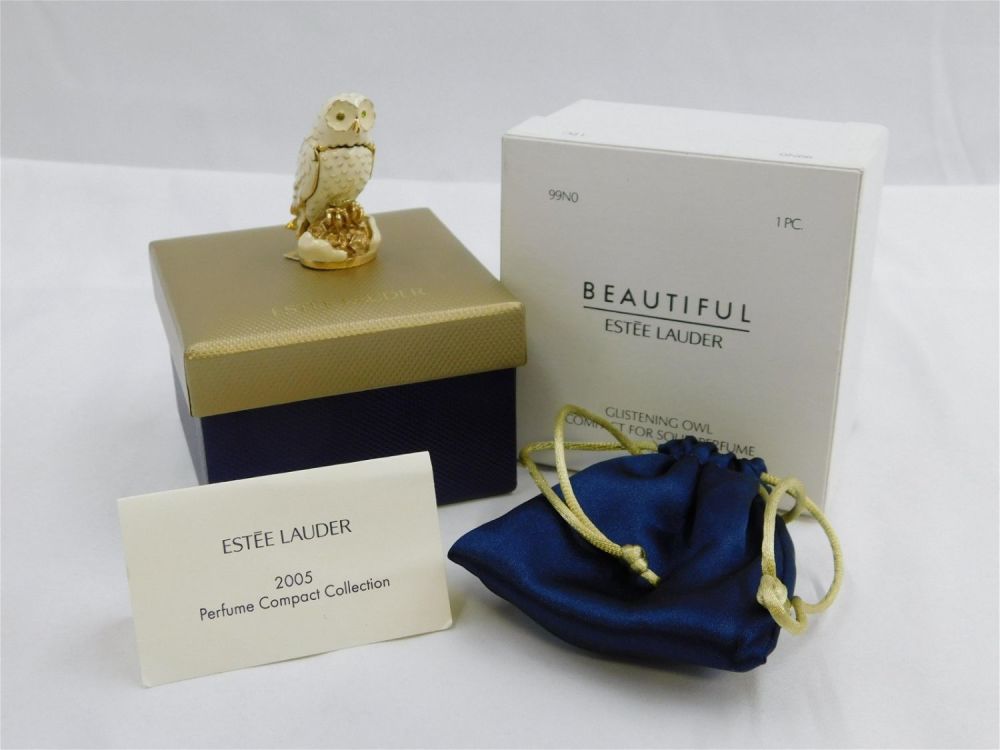 Lot 219: Estee Lauder Glistening Owl Perfume Compact