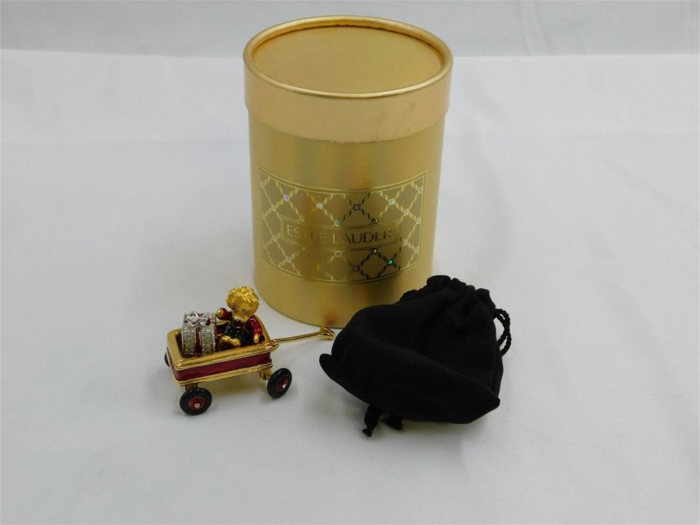 Lot 222: Estee Lauder Little Red Wagon Perfume Compact