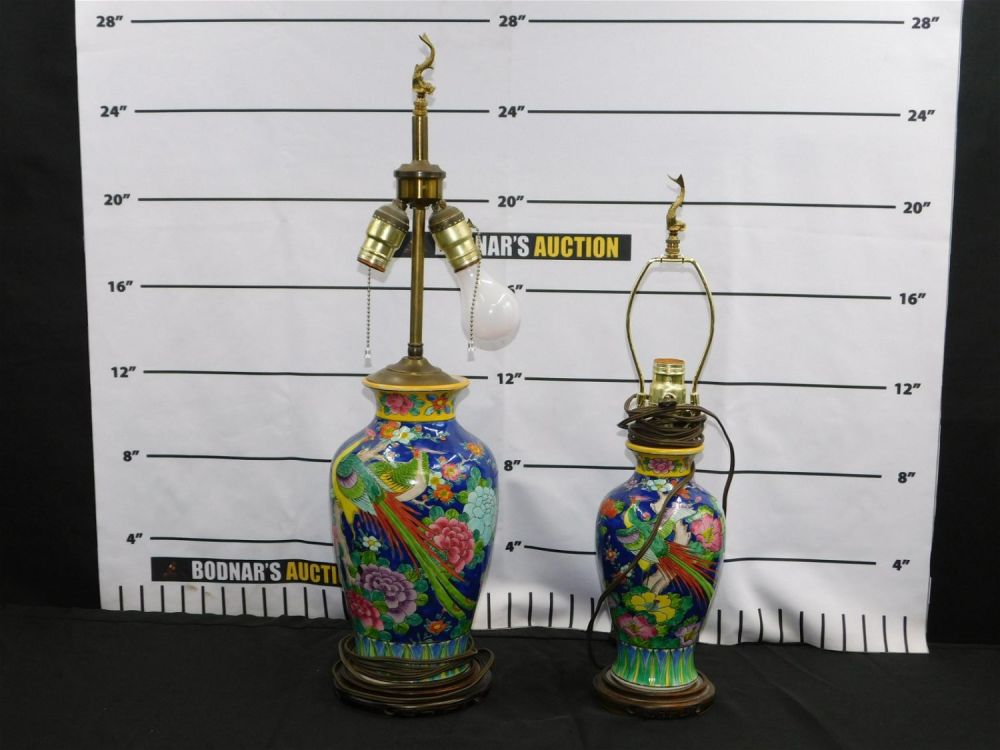 Lot 159: Lot of 2 Chinese Porcelain Table Lamps