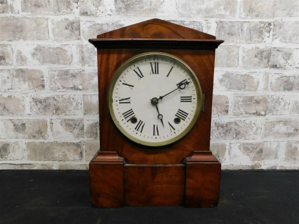 Lot 196: Empire Mantle Clock