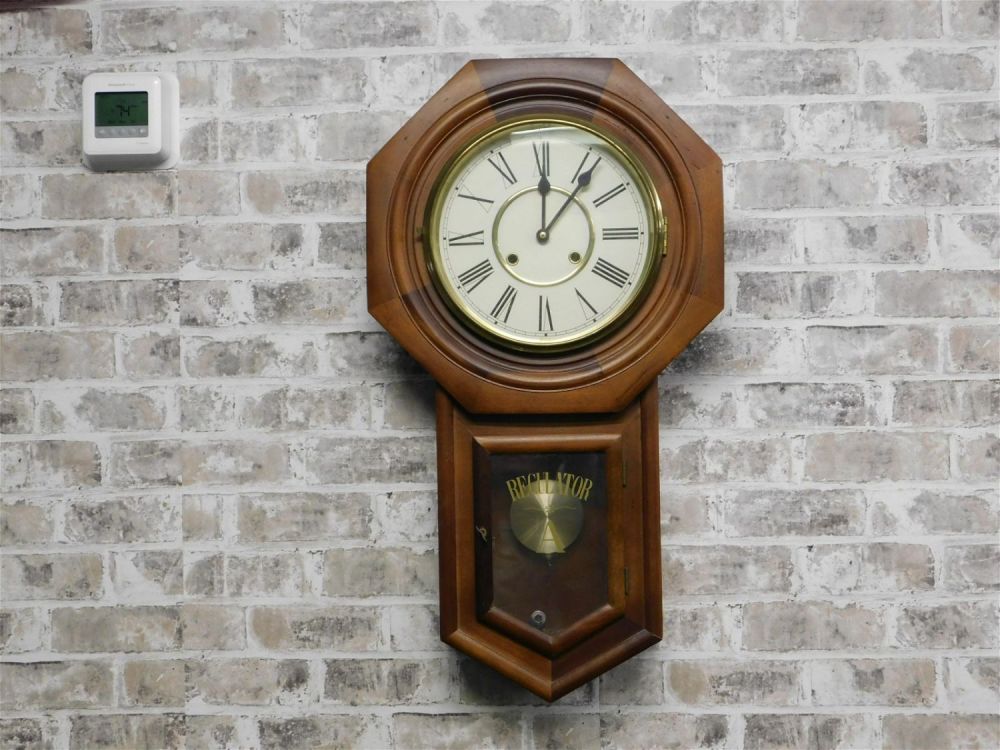 Lot 199: Victorian Style Wall Regulator Clock
