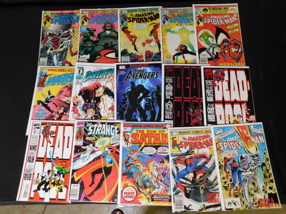 Lot 207: Lot of 15 Key and Semi-Key Marvel Issues