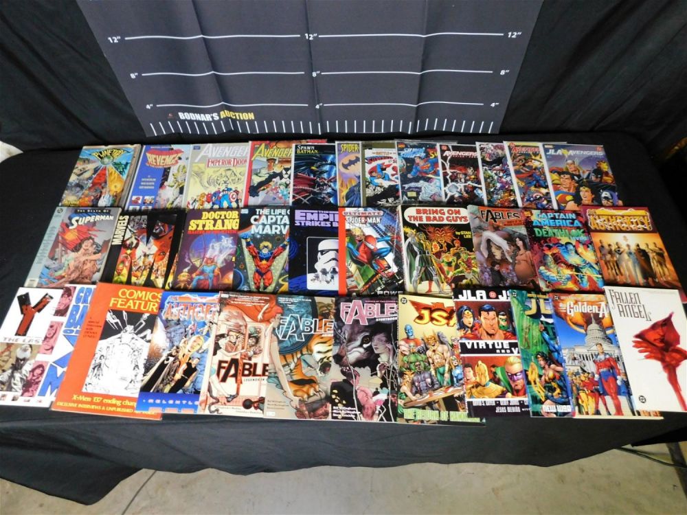 Lot 209: Lot of Trade Paperbacks and Graphic Novels