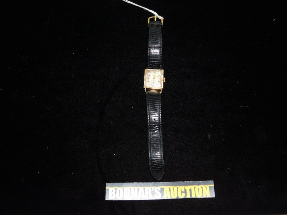 Lot 250: 14K Welsbro Watch