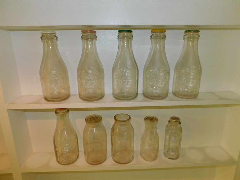 Lot 161: Lot of 10 New Jersey Dairy Bottles