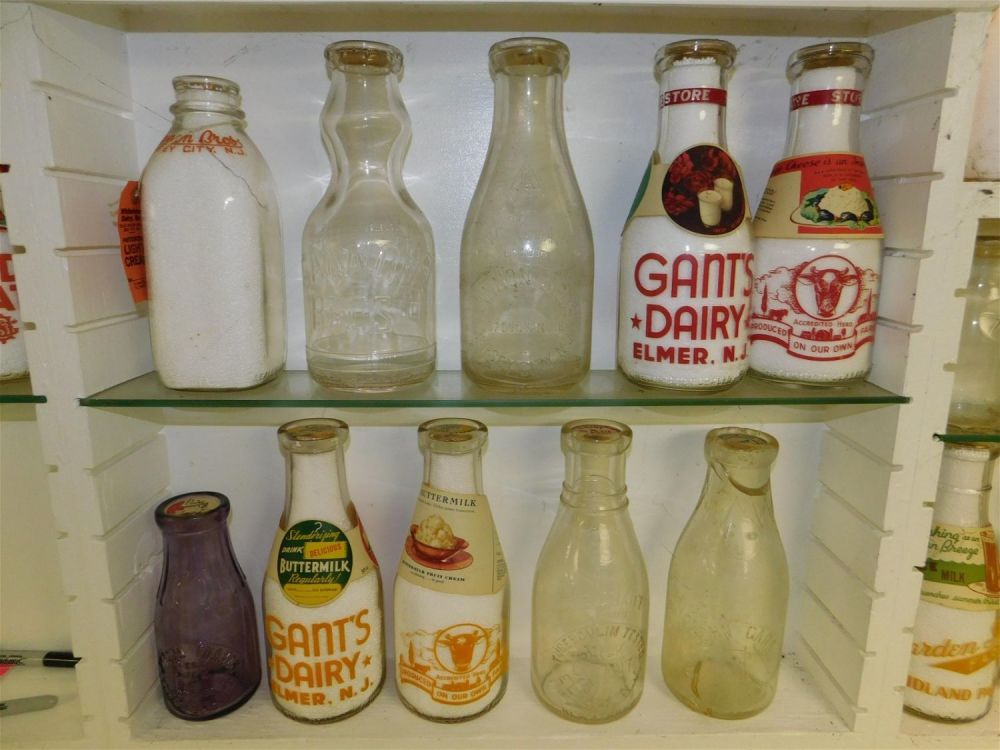 Lot 166: Lot of 10 New Jersey Dairy Bottles