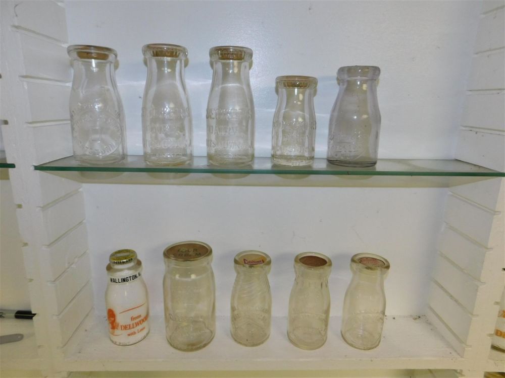 Lot 168: Lot of 10 New Jersey Cream Bottles