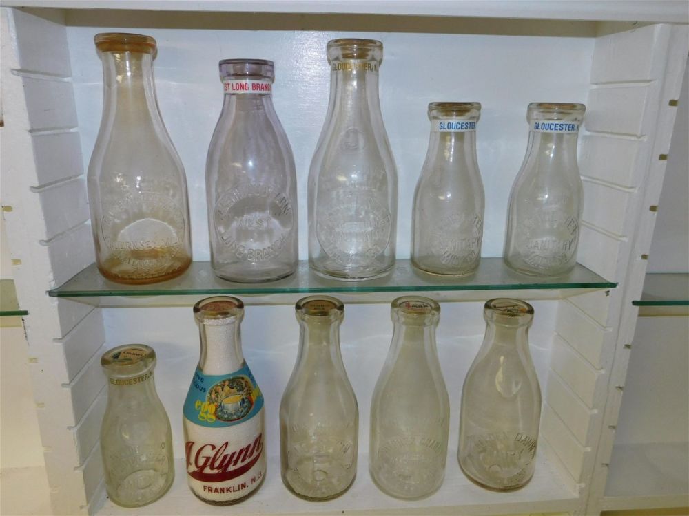 Lot 181: Lot of 10 New Jersey Dairy Bottles