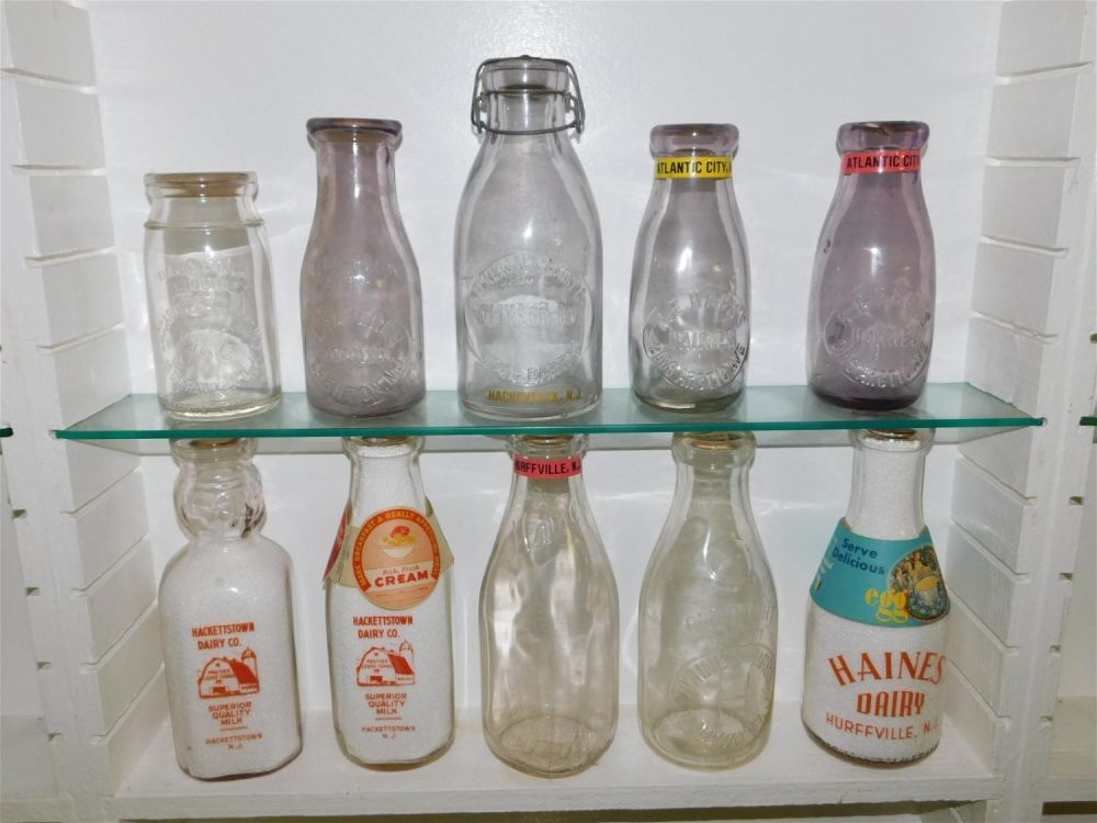 Lot 194: Lot of 10 NJ Dairy Bottles