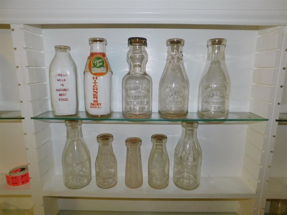 Lot 219: Lot of 10 NJ Dairy Bottles