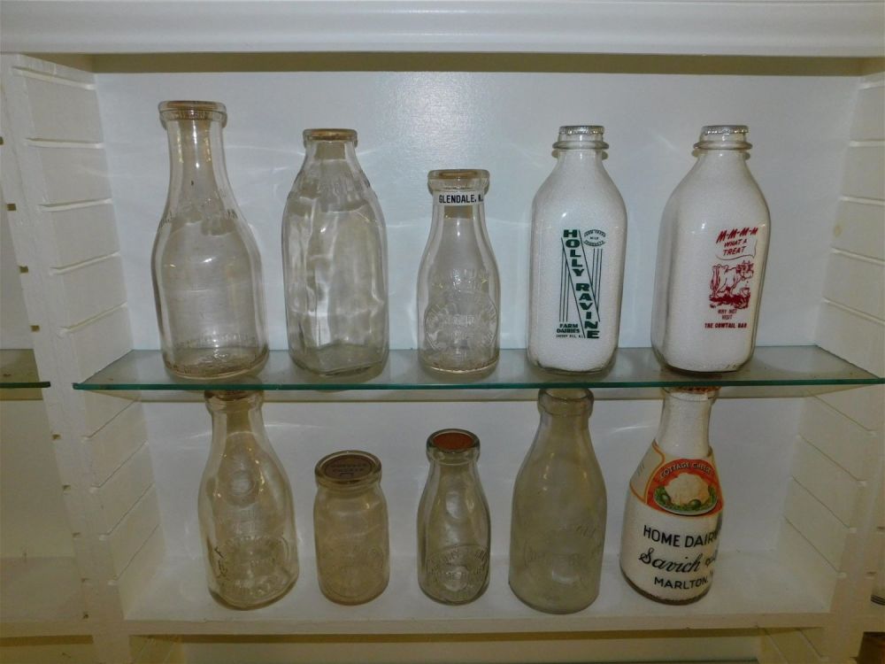 Lot 223: Lot of 9 NJ Dairy Bottles
