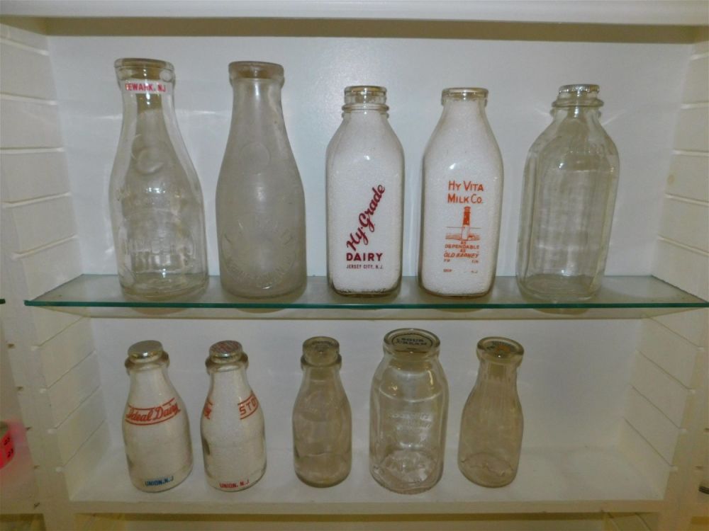 Lot 231: Lot of 10 NJ Dairy Bottles