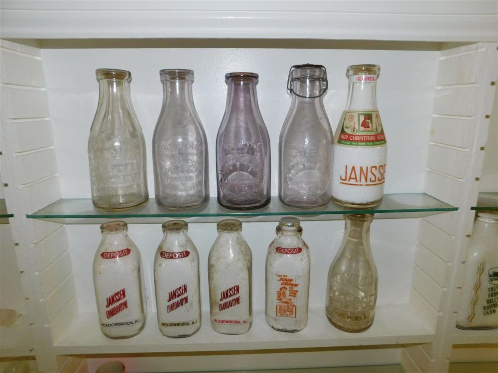 Lot 237: Lot of 10 NJ Dairy Bottles