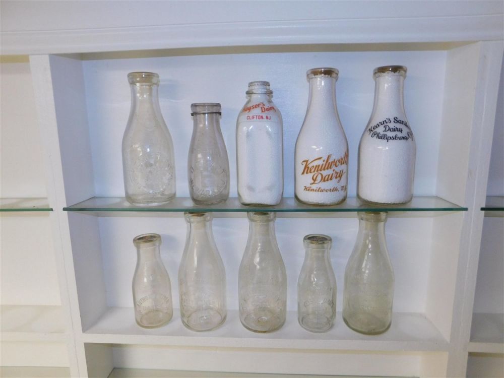 Lot 252: Lot of 10 NJ Dairy Bottles