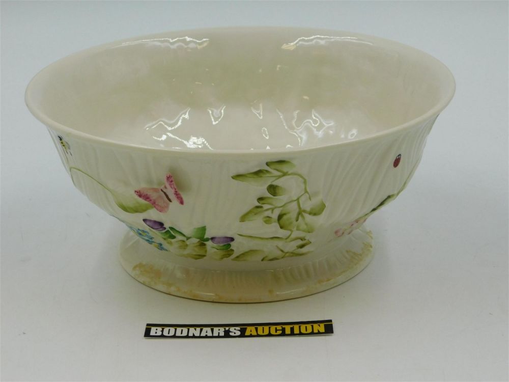 Lot 177: Belleek Raised Relief Bowl with Nature Scene