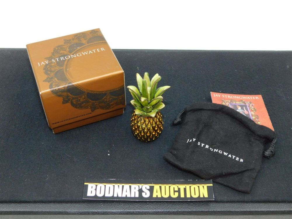 Lot 266: Jay Strongwater Pineapple Trinket Box