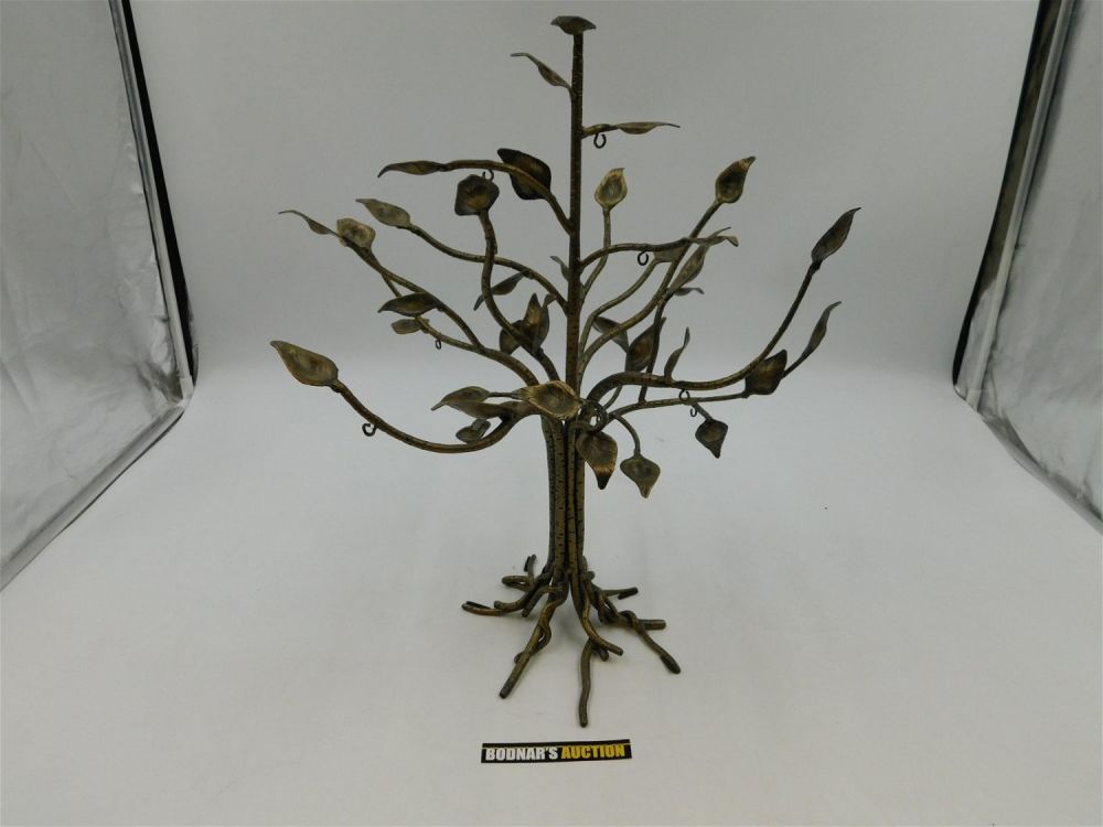 Lot 267: Jay Strongwater Charm/Ornament Tree