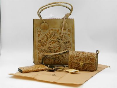 Patricia Nash Leather Pocketbook Matching Set. Patricia Nash Brown Leather Pocketbook. New with 