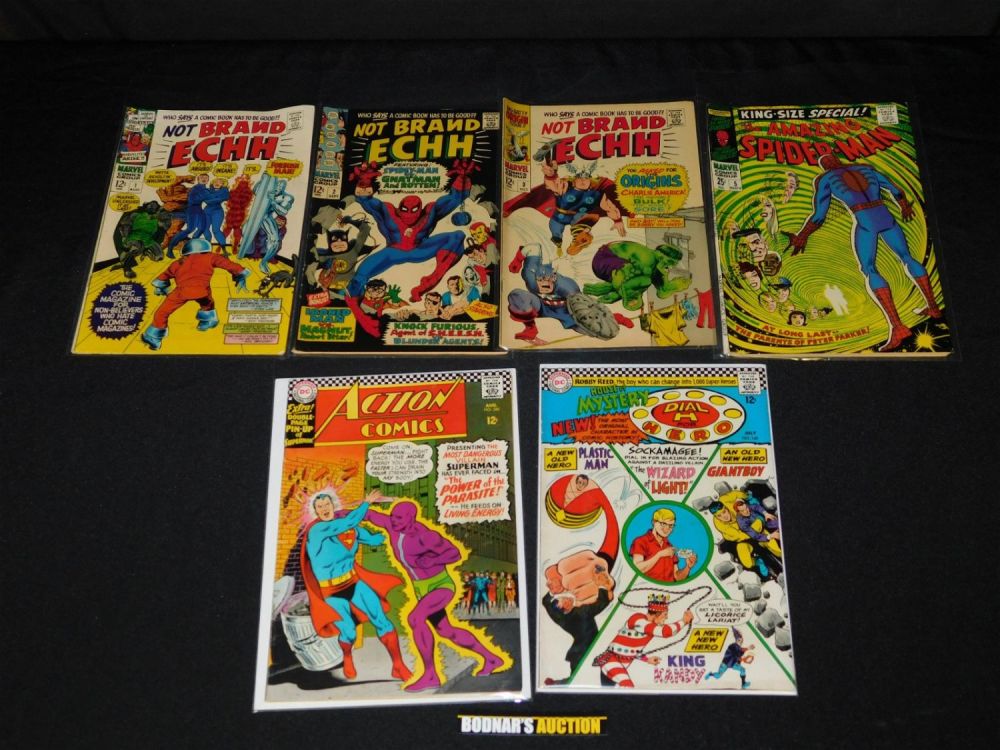 Lot 151: Lot of 7 Marvel and DC Comics