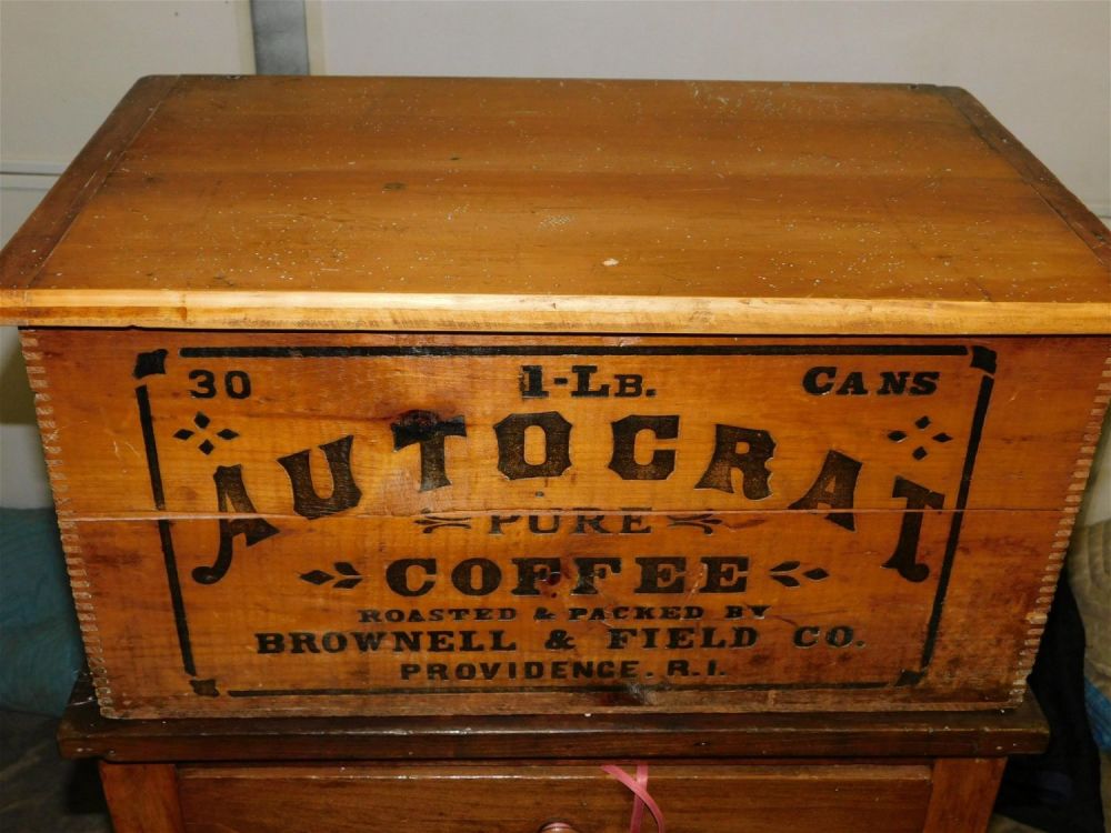Lot 262: Autocrat Pure Coffee Wood Crate Box
