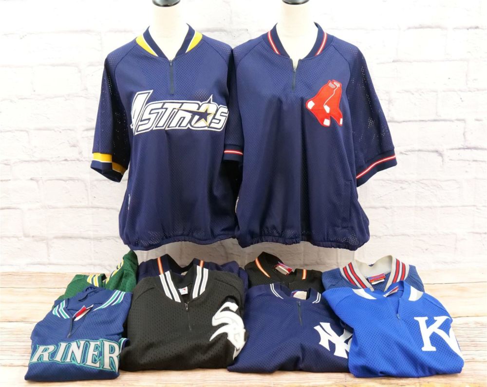 Lot 189: Lot of 10 MLB American League Mesh Pullovers