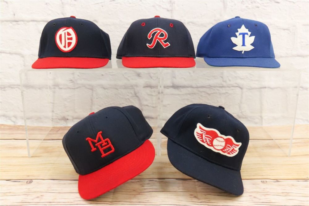 Lot 194: Lot of 5 Vintage Ebbets Field Flannels Fitted Baseball Hats
