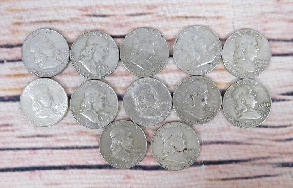 Lot 177: Group of Benjamin Franklin Half Dollars