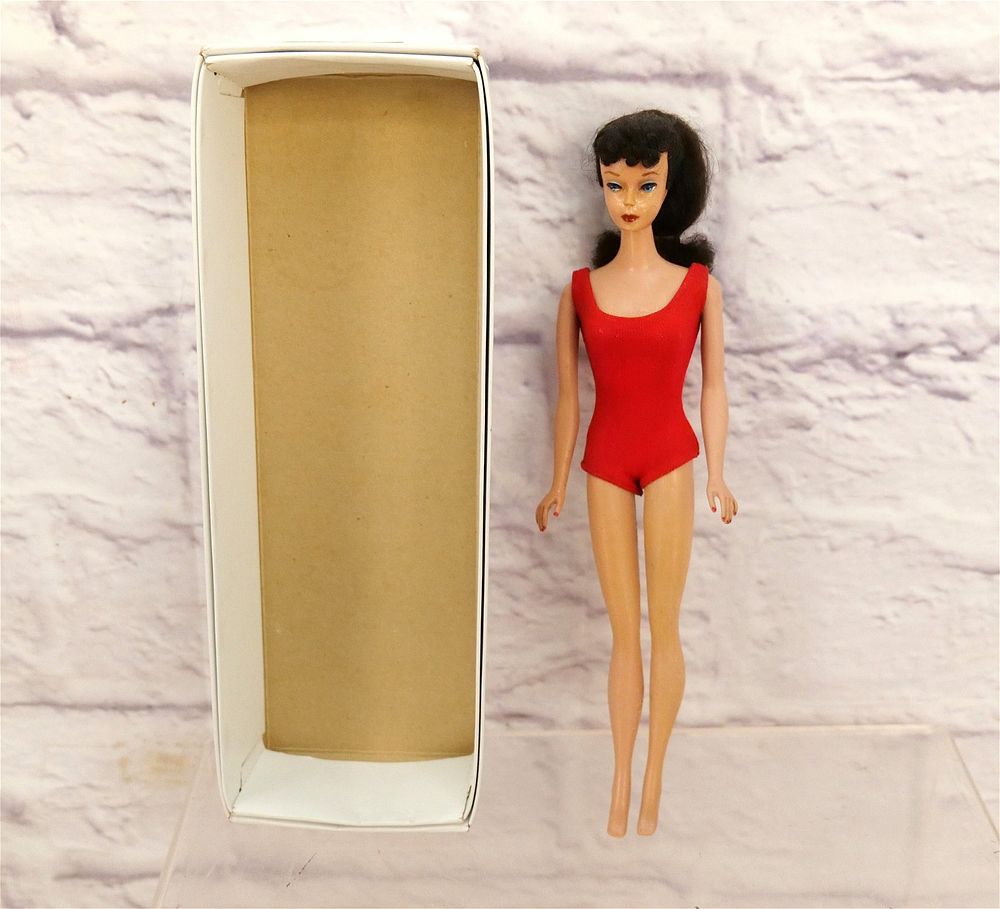 Lot 251: Vintage Barbie - Brunette #5