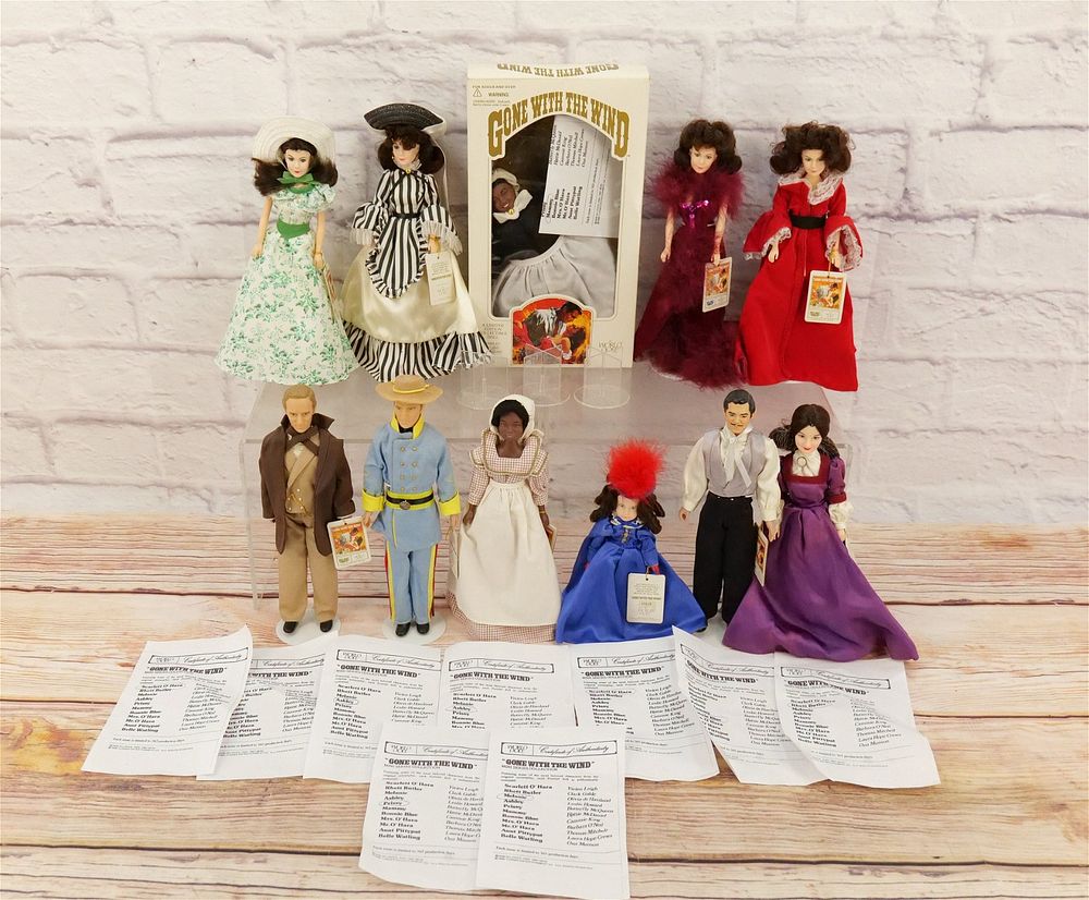 Lot 293: Large Lot of Gone With the Wind Dolls