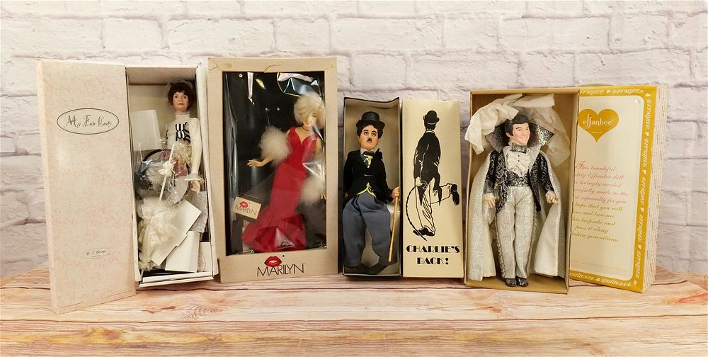 Lot 296: Lot of 4 Mixed Dolls