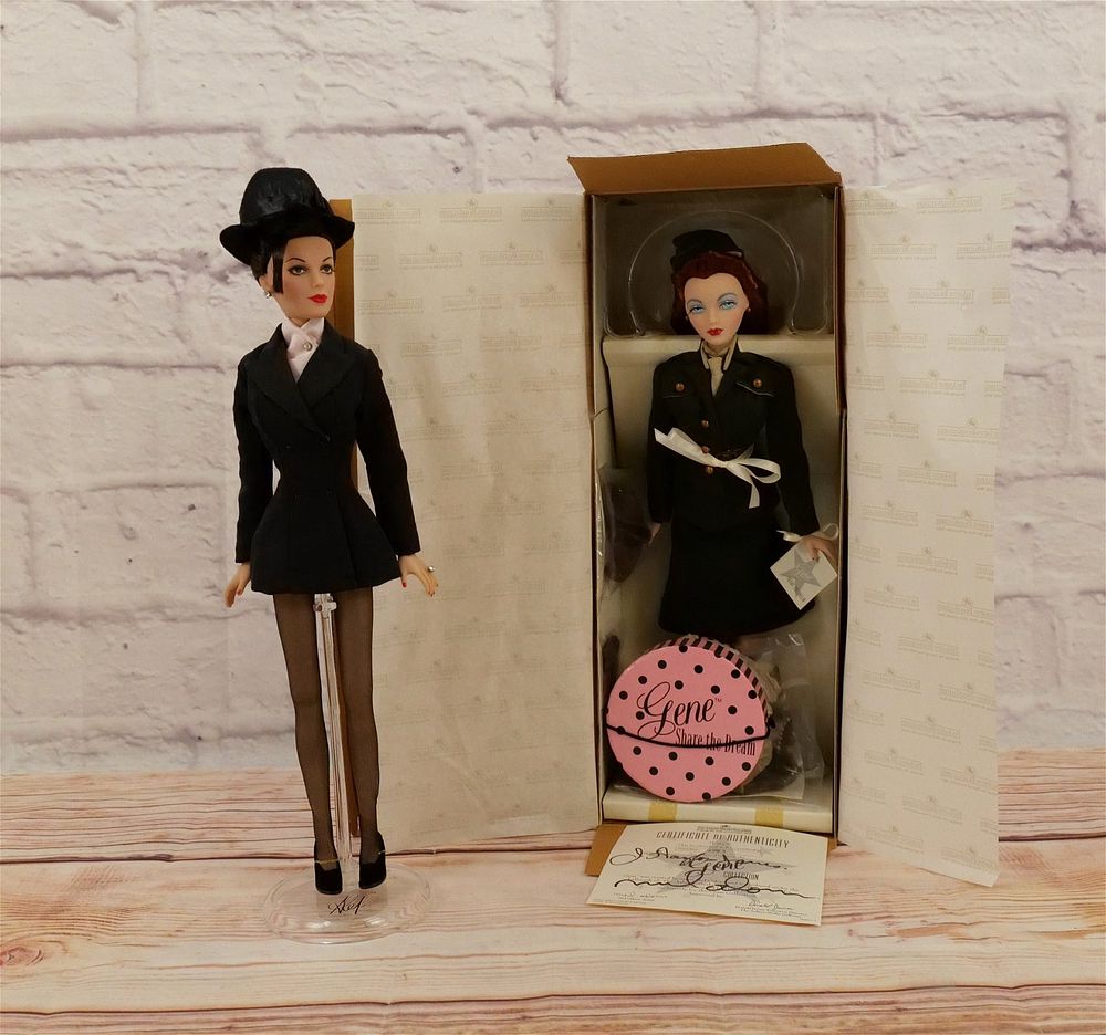 Lot 299: Lot of 2 Collectible Dolls